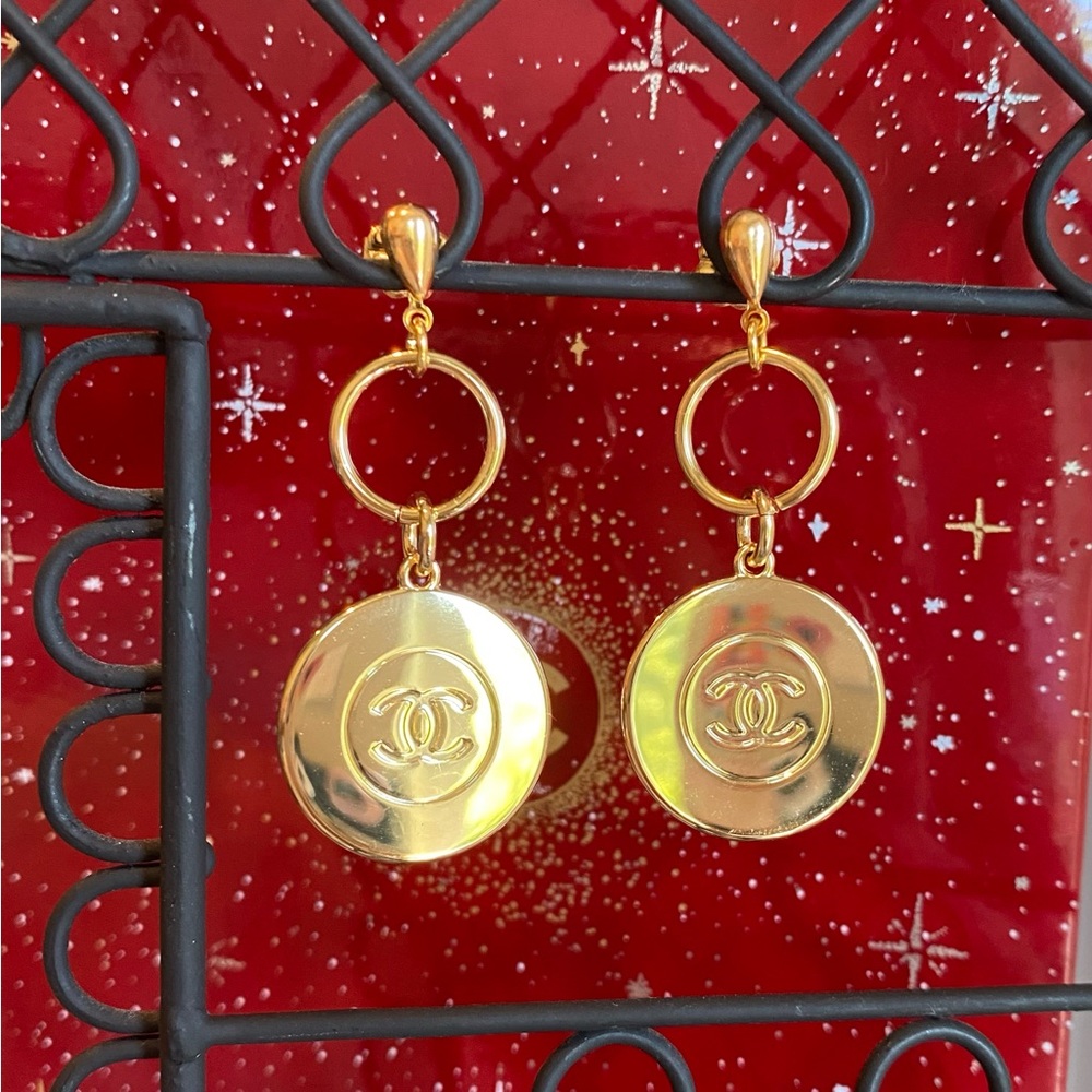 CHANEL Earrings